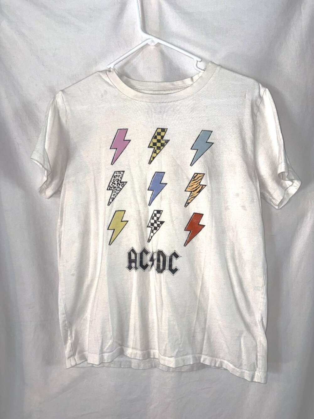 AC/DC Lightning Bolt Graphic T-Shirt Women's M White Short Sleeve Rock Band Tee